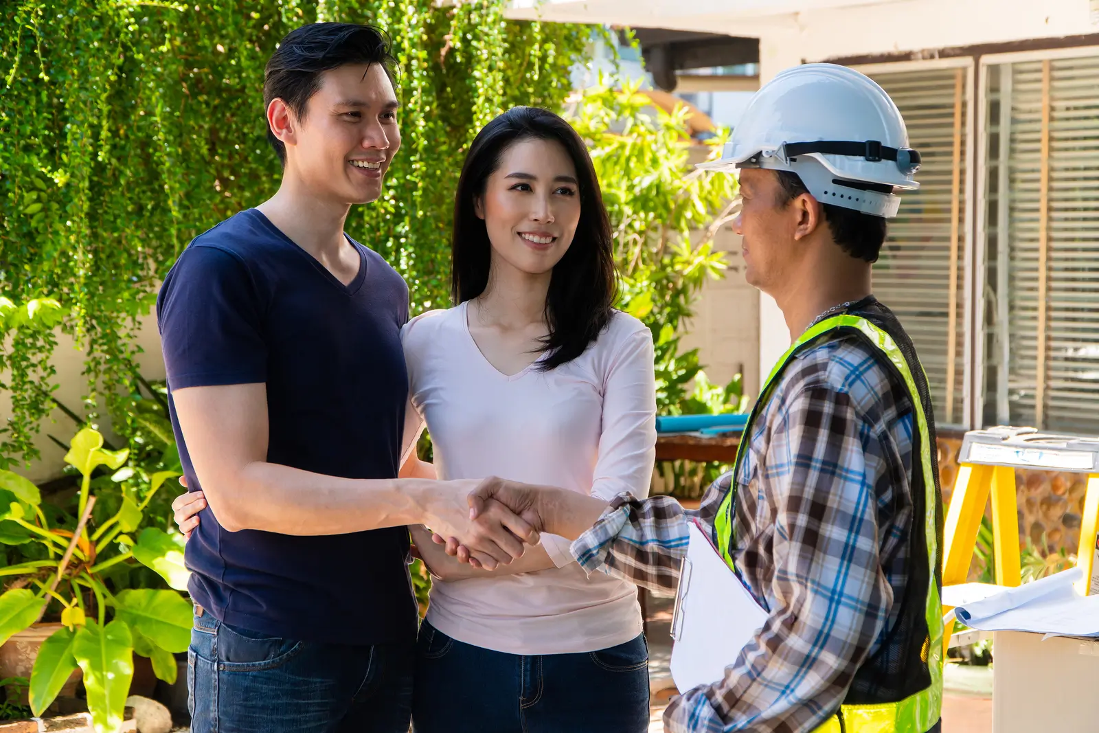 Say Goodbye to Vendor Headaches: Smarter Contractor Coordination for Seacoast Landlords